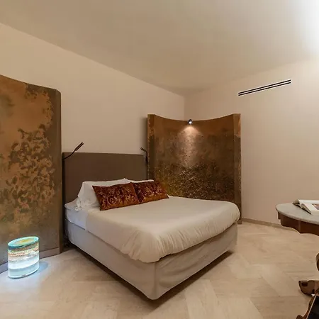 Sinopia Gallery - Sleep On Art * Rome