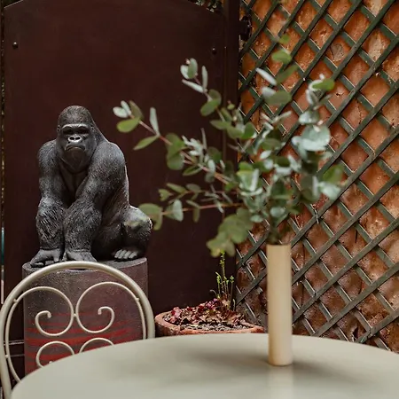 Sinopia Gallery - Sleep On Art Apartment Rome
