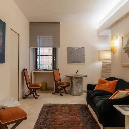 Sinopia Gallery - Sleep On Art Apartment Rom
